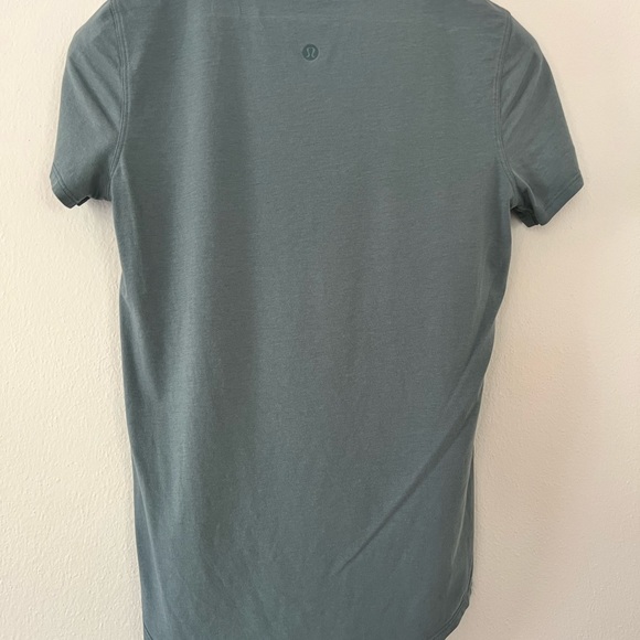 lululemon love T-shirt in sea glass, size small - Picture 2 of 4